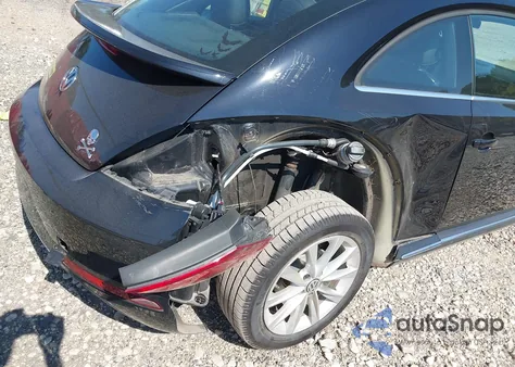 2019 Volkswagen Beetle 2.0T Se из США, поврежденный, VIN 3VWJD7AT2KM719645